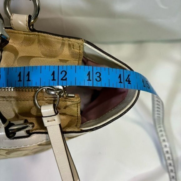 COACH signature Tan/white Shoulder Bag - Picture 5 of 12